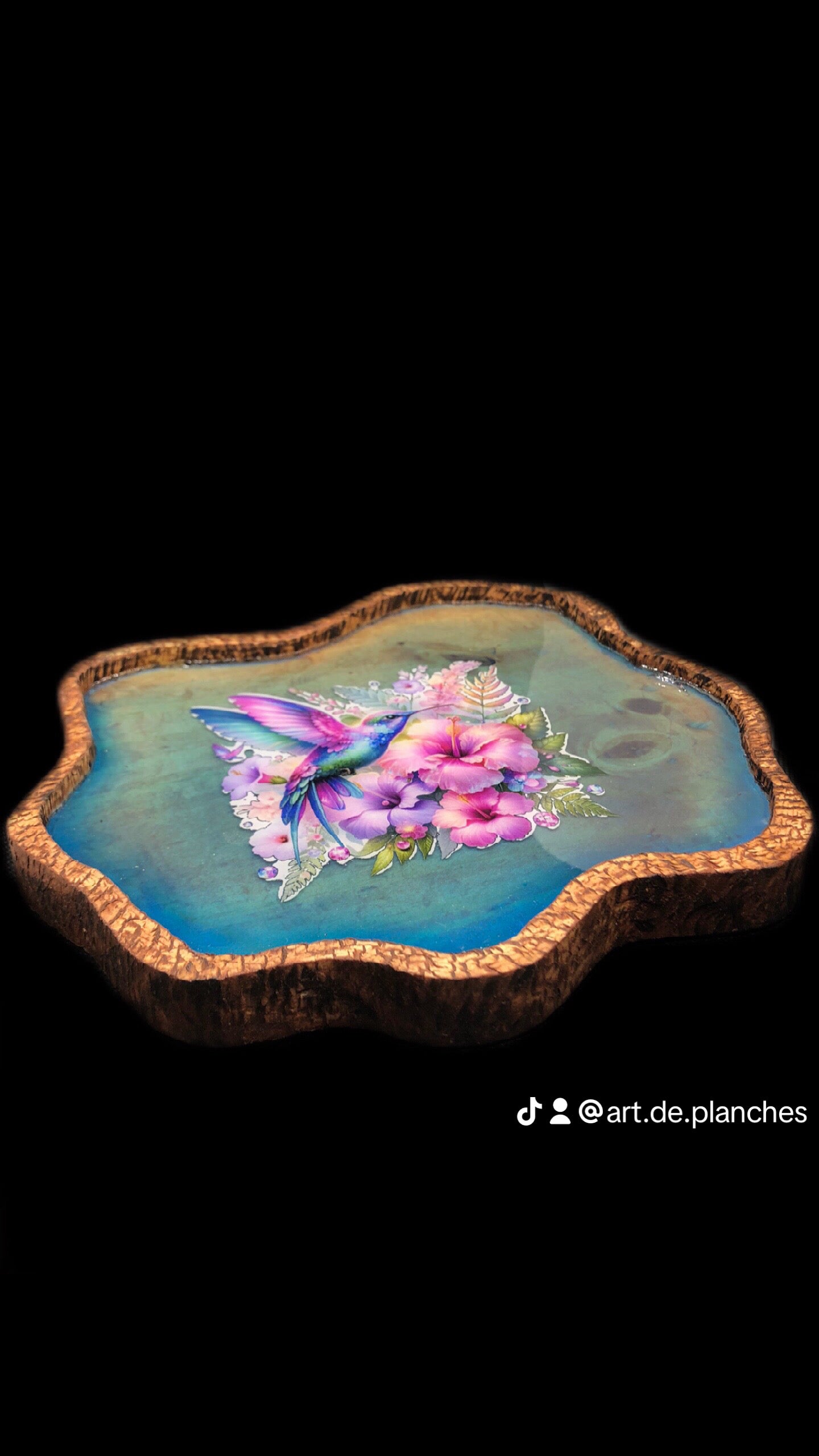 Plateau en bois et resine