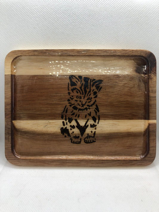 Petit plateau en bois pyrogravé